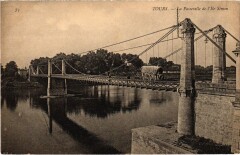 Tours Passerelle de l'Ile Simon à Tours