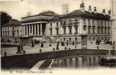 Tours Palais de Justice à Tours