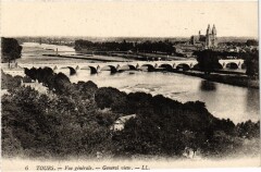 Tours vue generale à Tours