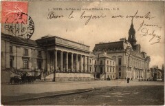 Tours Palais de Justice et Hotel de Ville à Tours