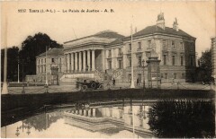 Tours Palais de Justice à Tours