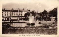 Tours Place du Palais à Tours