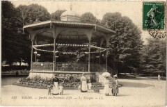 Tours Jardin des Prebendes d'Oe à Tours