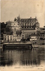 Amboise vue sur le Chateau à Amboise