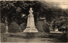 Jardin des Prébendes d'Oé -
																					37200 Tours
																			