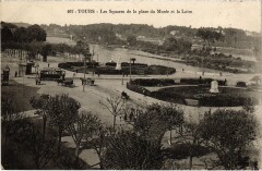 Tours Squares de la Place du Musee à Tours