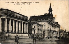 Tours Place du Palais de Justice Hotel de Ville à Tours