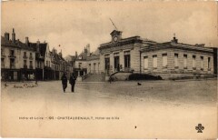 Chateaurenault Hotel de Ville