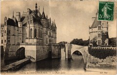 Chenonceaux le Chateau le Pont Levis à Chenonceaux