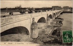 Tours le Grand Pont à Tours