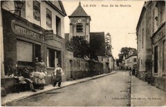 Le Pin Rue de la Mairie