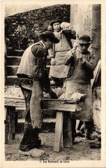 Batteurs de terre Folklore