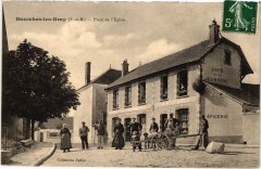 Bazoches-les-Bray Place de l'Eglise