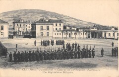 Clermont Ferrand - Caserne Du 92e Reg Infant.une Degradation Militaire -
																					63000 Clermont-Ferrand
																			