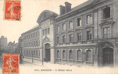 Amiens - L'Hotel Dieu à Amiens