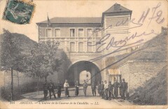 Amiens - Entree De La Caserne De La Citadelle à Amiens