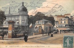 Saint Cloud - La Grille Du Parc Et La Place D'Armes à Saint-Cloud