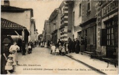Grand-Serre Grande Rue La Halle -
													26 Drôme
												