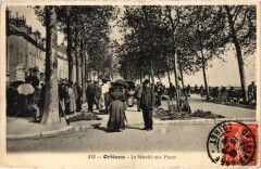 Orléans Marché aux Puces à Orléans