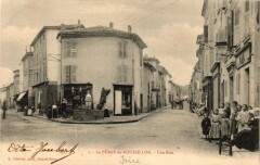 Peage-de-Roussillon - Une Rue à Roussillon