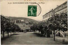 Pontcharra-sur-Turdine - La Place