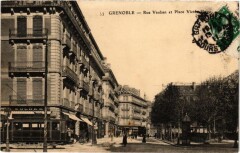 Grenoble - Rue Vauban et Place Victor Hugo à Grenoble
