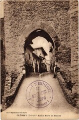Cremieu - Vieille Porte de Quirieu à Crémieu