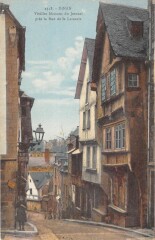 Dinan - Vieilles Maisons Du Jerzual Pres La Rue De La Lainerie à Dinan