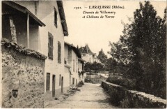 Larajasse - Chemin de Villamary et Chateau de Varax à Larajasse