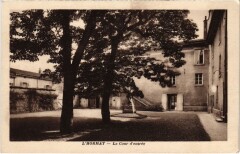 L'Hormat - La Cour d'Entree -
													69 Rhône
												
