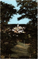 Chambost-Longessaigne - Panorama - Dans son Cadre de Verdure à Chambost-Longessaigne