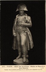 Paris 7e-Hotel des Invalides-Statue de Napoleon à Paris 7e
