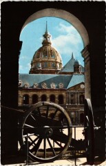 Paris 7e-Vue prise des Invalides à Paris 7e