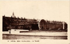 Paris 7e-Hotel des Invalides-La Facade à Paris 7e