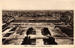 Paris 7e-Le Champ de Mars à Paris 7e