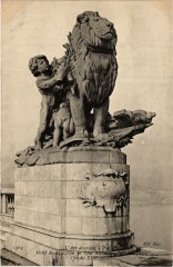 Paris 7e-Motif de décoration du pont Alexandre Iii à Paris 7e