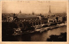 Paris 7e-La Seine au Quai d'Orsay à Paris 7e