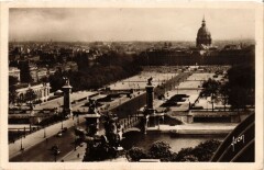 Paris 7e-Pont Alexandre Iii et Esplanade des Invalides à Paris 7e