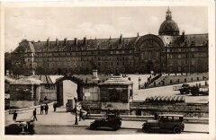 Paris 7e-Hotel des Invalides à Paris 7e