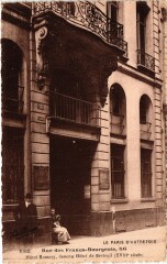 Paris 3e Paris-Rue des Francs-Bourgeois -
																					75003 Paris 3e
																			