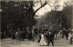 Carte postale ancienne Le Matin au Bois de Boulogne - Le Sentier de la Vertu
                                                                     à Paris 16e
                                