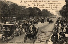 Carte postale ancienne L'Avenue du Bois-de-Boulogne
                                                                     à Paris 16e
                                