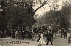 Carte postale ancienne Le Matin au Bois de Boulogne - Le Sentier de la Vertu
                                                                     à Paris 16e
                                