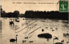 Carte postale ancienne Bois de Boulogne - Un coin du Grand Lac
                                                                     à Paris 16e
                                