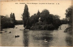 Carte postale ancienne Bois de Boulogne - La pointe du Grand Lac
                                                                     à Paris 16e
                                