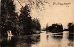Bois de Boulogne - Un Coin du Grand Lac à Paris 16e