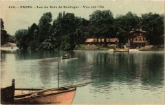 Lac du Bois de Boulogne - Vue sur l'Ile à Paris 16e