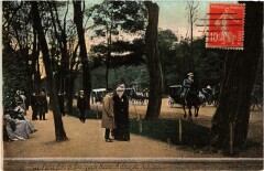 Carte postale ancienne Bois de Boulogne le Matin - Avenue des Acacias
                                                                     à Paris 16e
                                