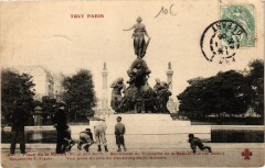 Paris 11e Paris-La Place de Nation-Monument du Triomphe à Paris 11e