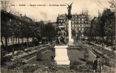 Paris 9e - Square d'Anvers à Paris 9e